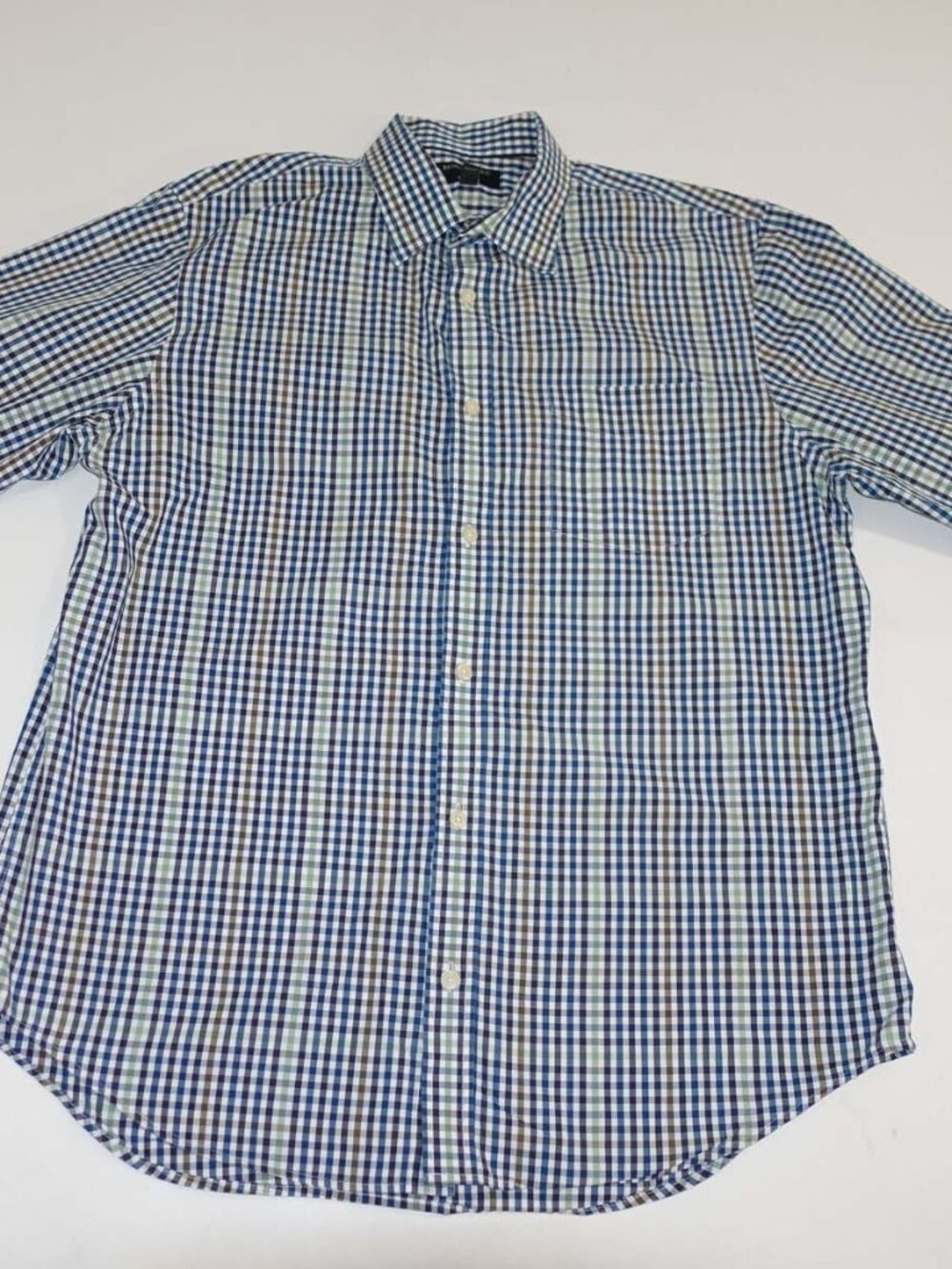 Banana Republic Men's Non Iron Classic Fit Dress Shirt Large 16 - 16.5 Gingham